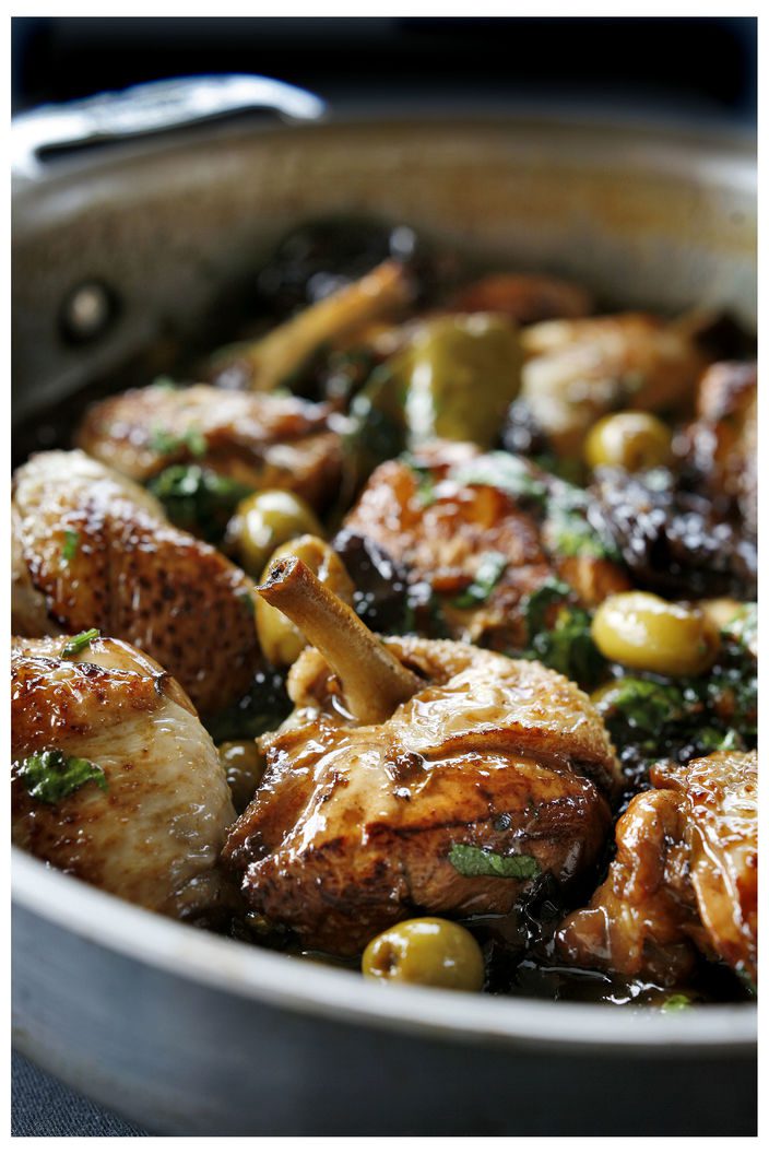 Spanish Style Chicken Featured Image - Full Image