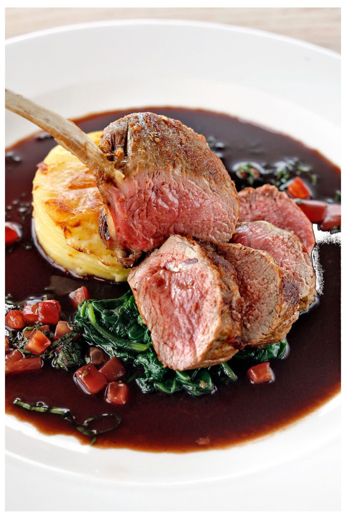 Roast Lamb with Spinach, Tomato and Basil Sauce Featured Image - Full Image