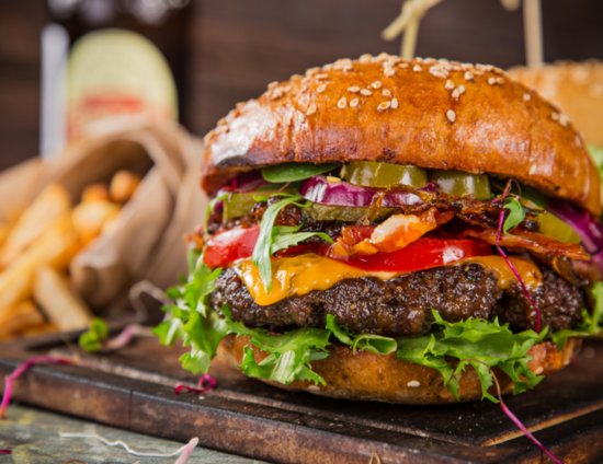 Read How to properly stack a burger according to a butcher