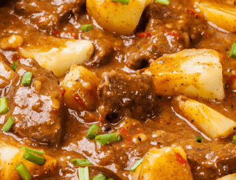 Easy slow cooker beef and potato curry